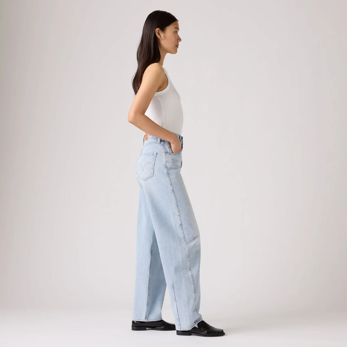 Levi's® Women's Cinch Barrel Jeans - 'Abraided Art' Light Wash