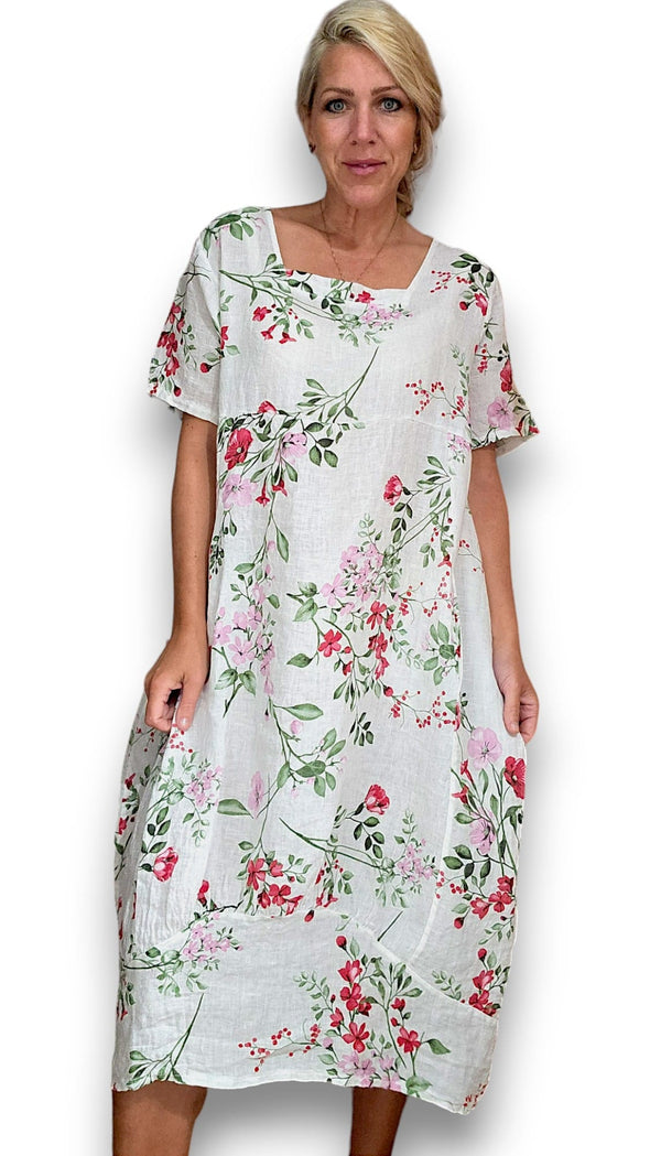 Helga May Mid Sleeve Maxi Dress: Lingonberry - White