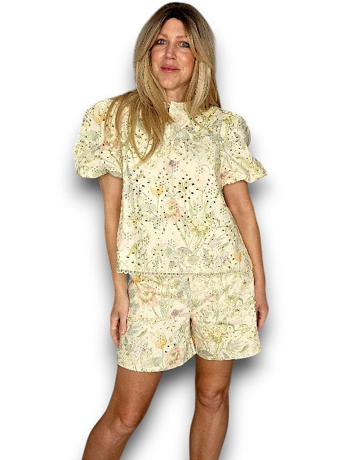 Ackleja: Kelly Anglais Shorts
