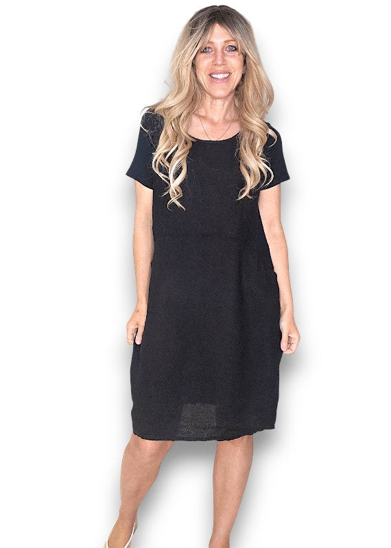 Sized Helga May Jungle Dress: Plain Black