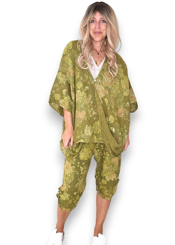 Helga May: Scarlett Rose Linen Capri Pants - Olive