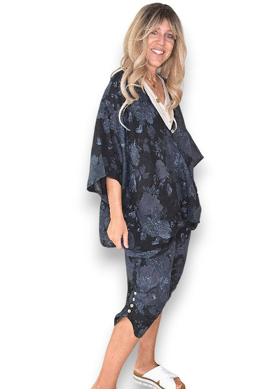 Helga May: Scarlett Rose Linen Hemmingway Wrap - Black