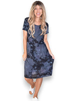 Sized Helga May Jungle Dress: Scarlett Rose - Black
