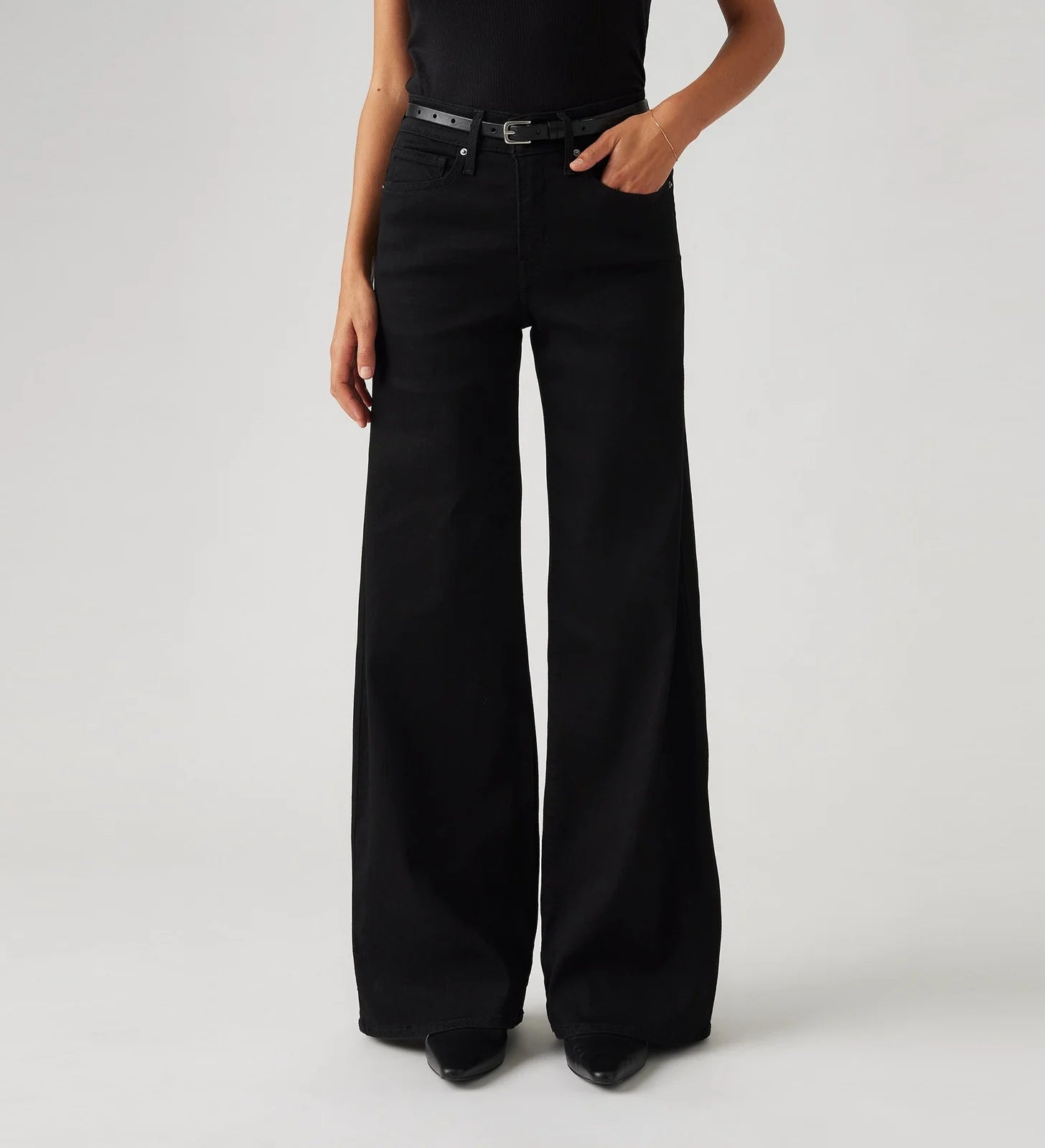 Levi's® Women's 318 Shaping Wide Leg Jeans - Soft Black