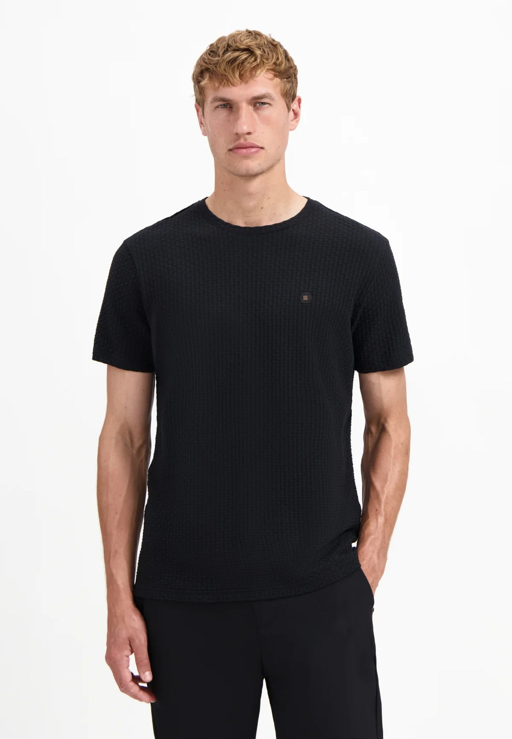 No Excess Crew Tee: Peached - Black