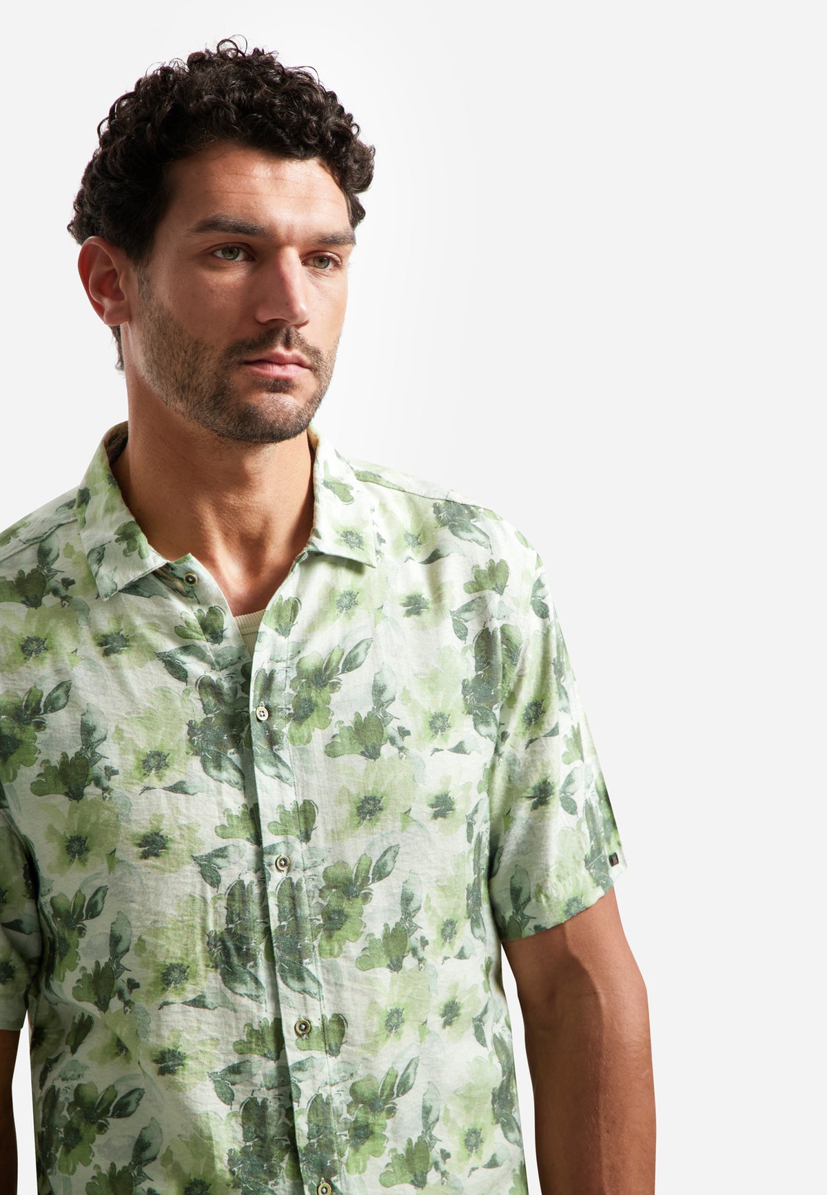 No Excess Short Sleeve Shirt: Botanical Print - Green