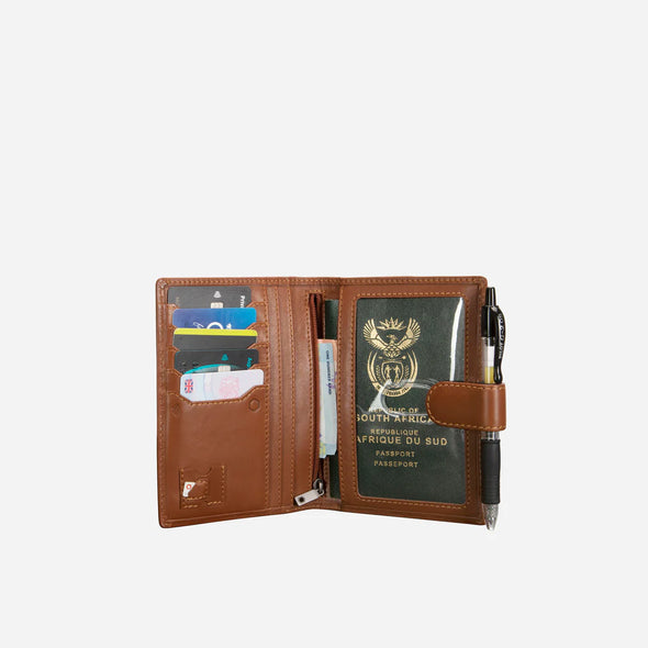 Jekyll & Hide Passport Wallet Organiser - Tan