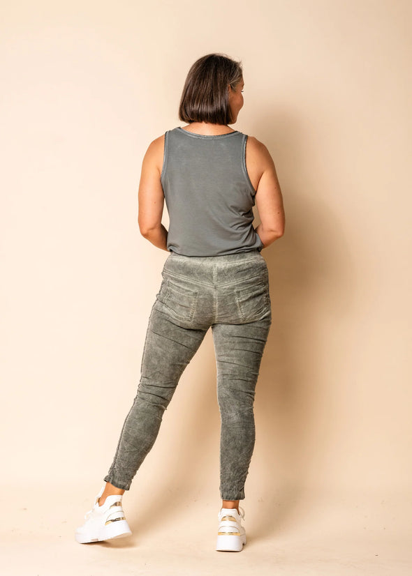 Deede Pants in Khaki