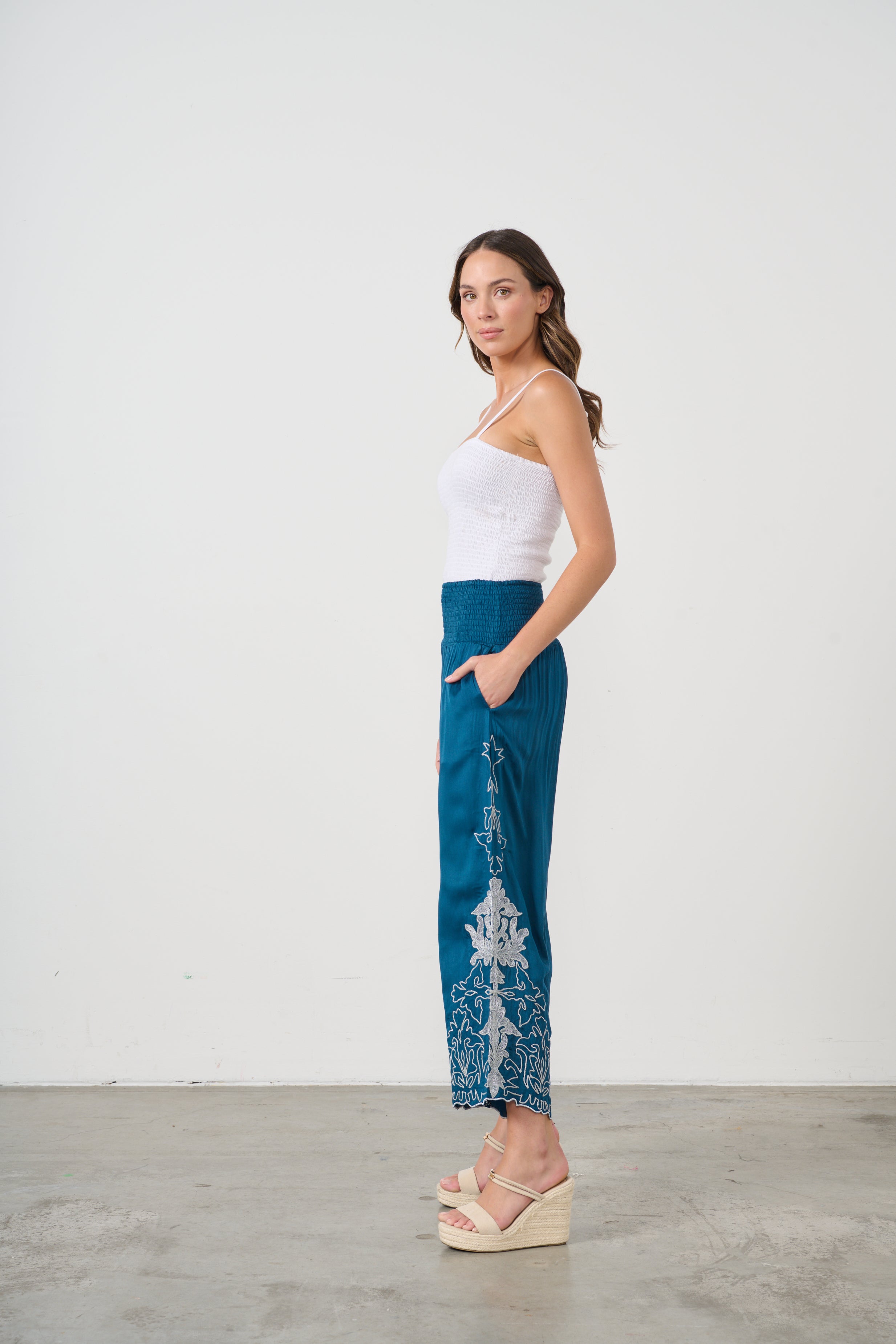 Lightweight Embroidered Stretch Culottes