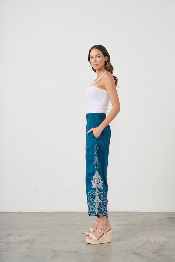 Lightweight Embroidered Stretch Culottes
