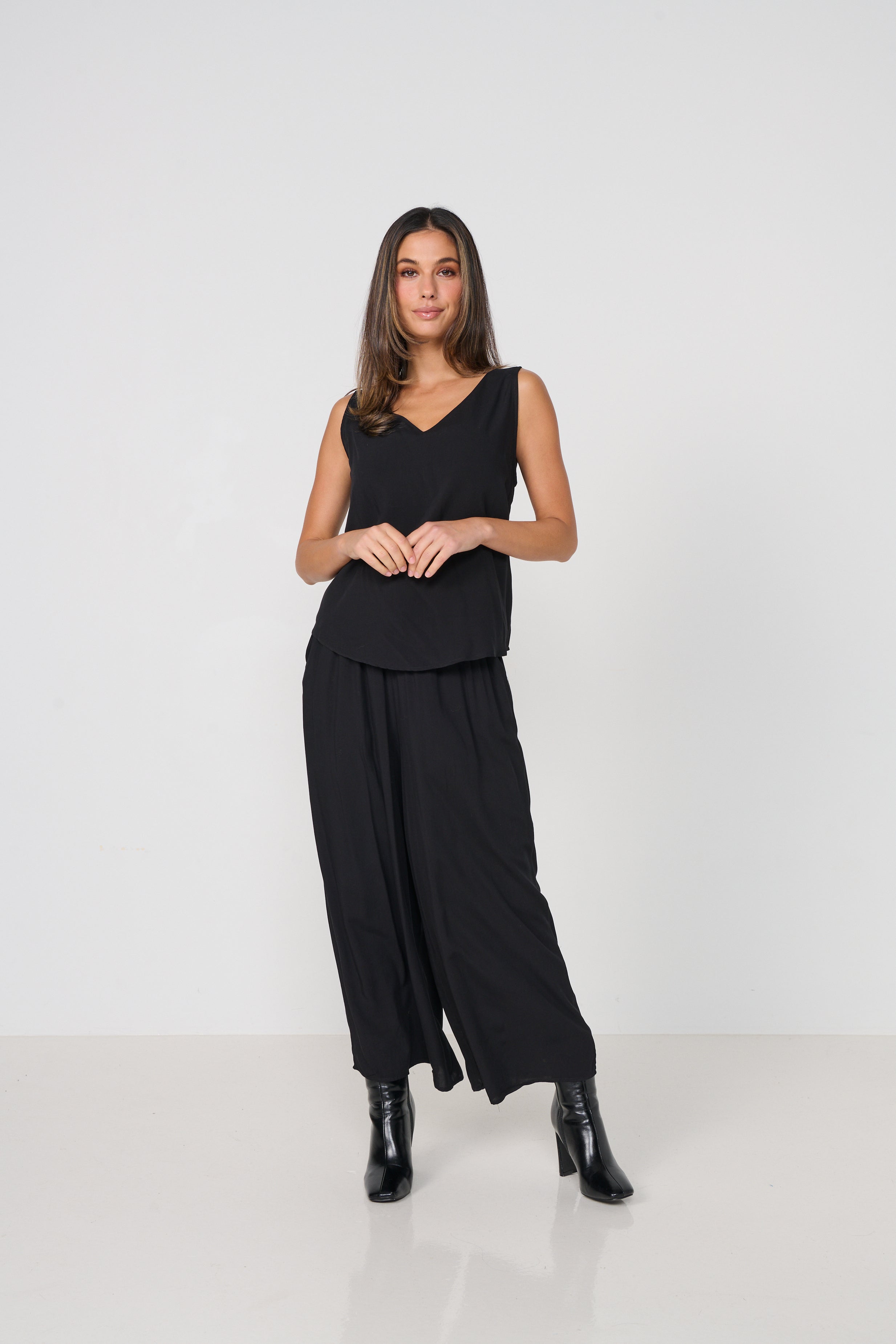 Lightweight Stretch Culottes - Black