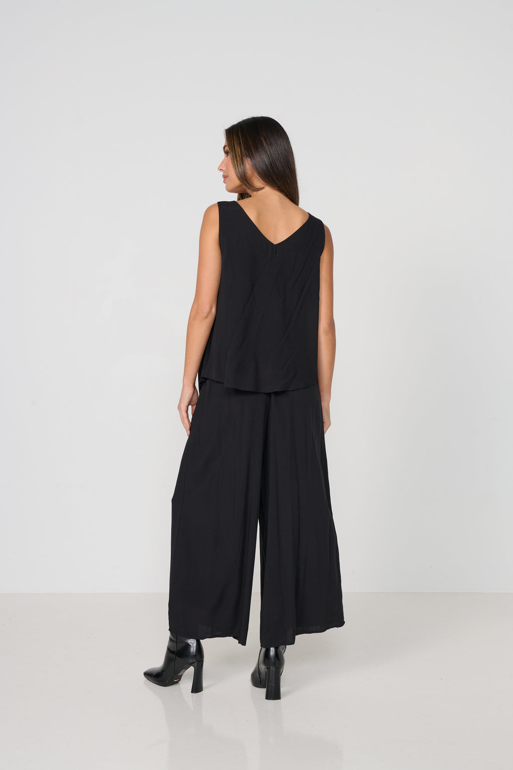 Lightweight Stretch Culottes - Black