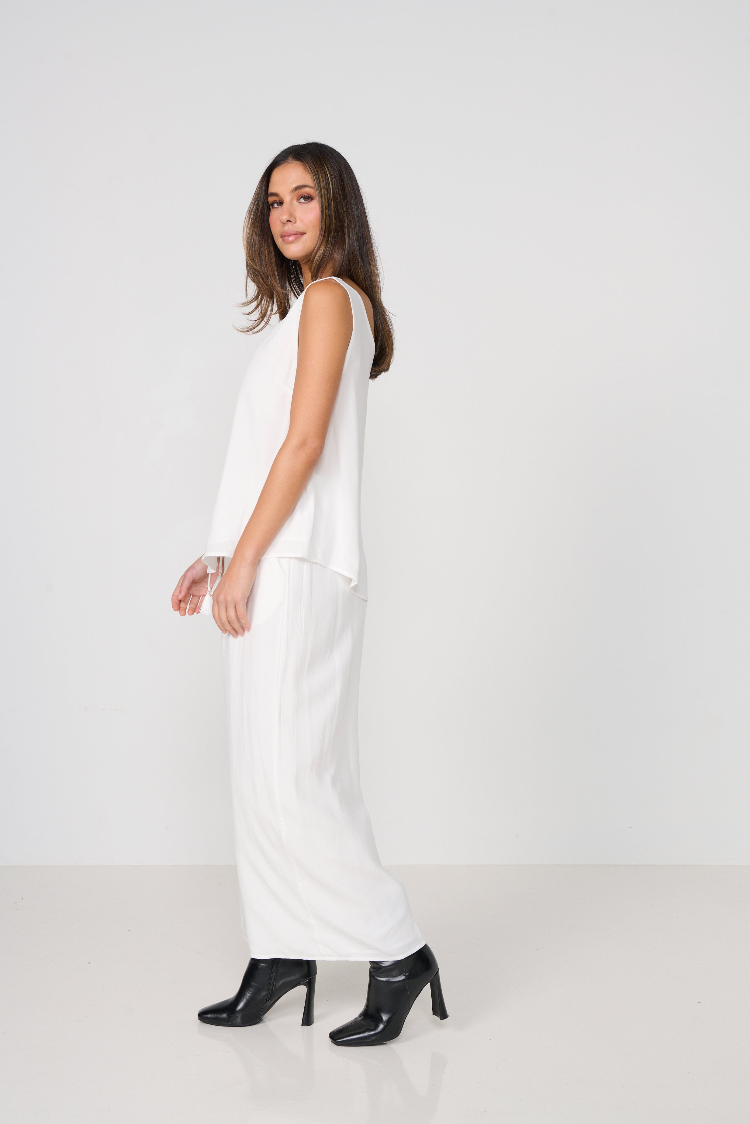 Lightweight Stretch Culottes - White