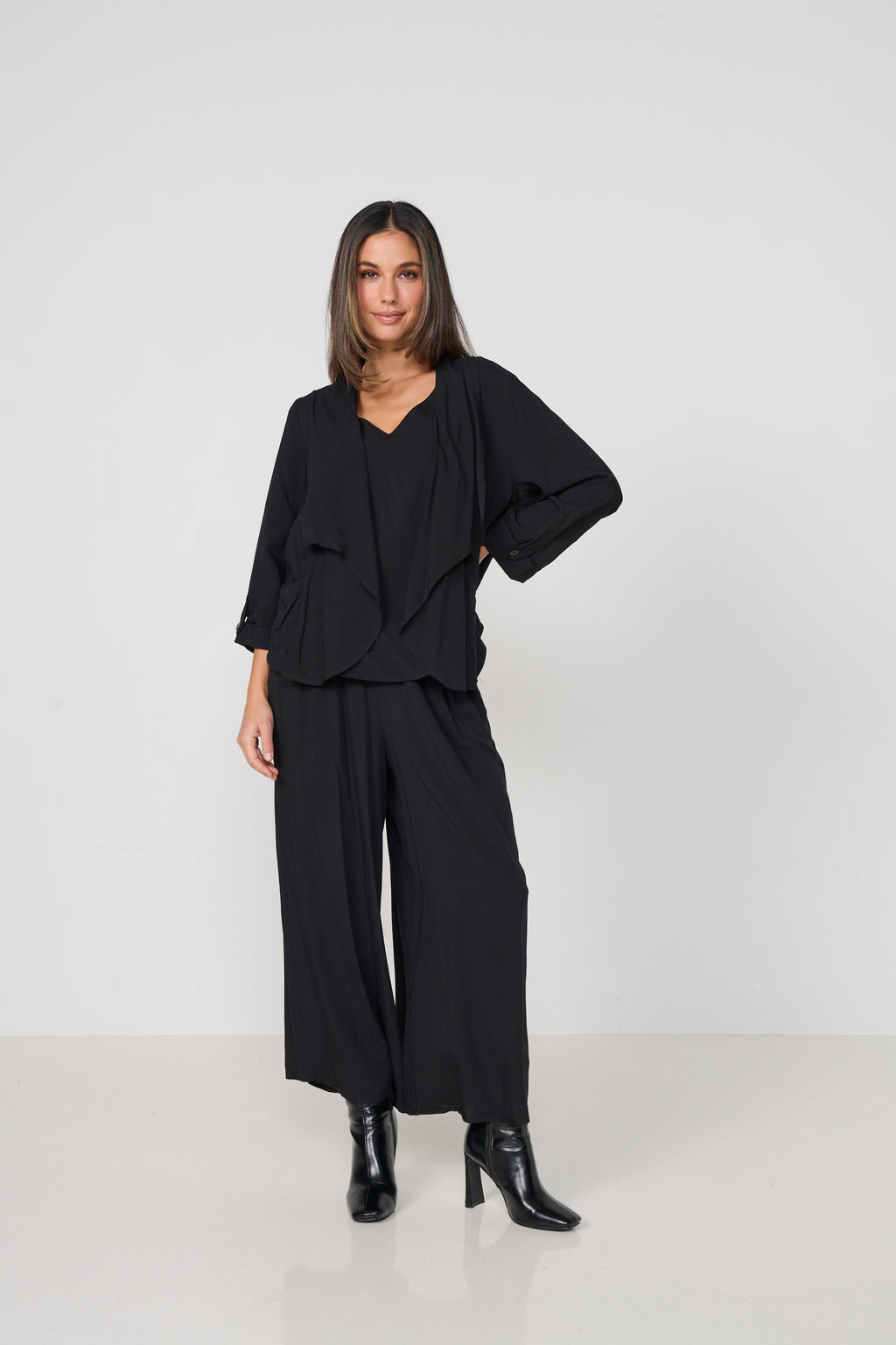 Lightweight Stretch Culottes - Black