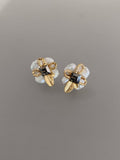 Aphrodite Pearl Studs