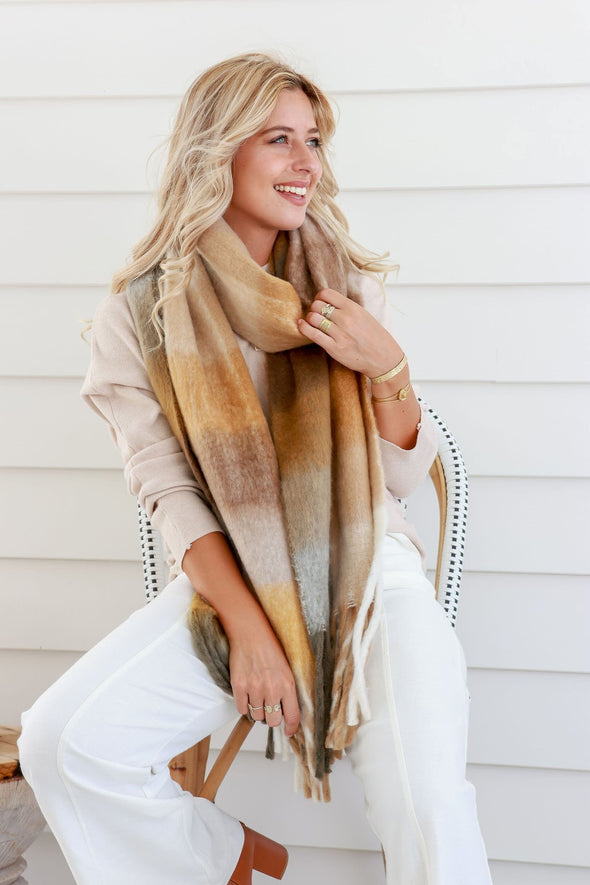 Chunky Knit Scarf in Coffee