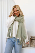 Chunky Knit Scarf in Pistachio