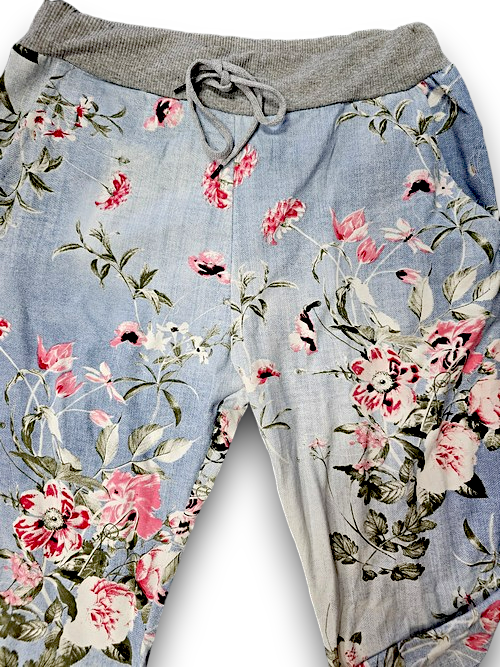 Helga May: Potpourri Cornelia Joggers - Light Denim