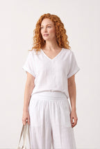 La Strada: Italian Linen Holiday Tee