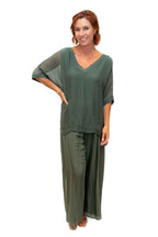 The Italian Closet: Faustina Silk Flowing Pant - Olive