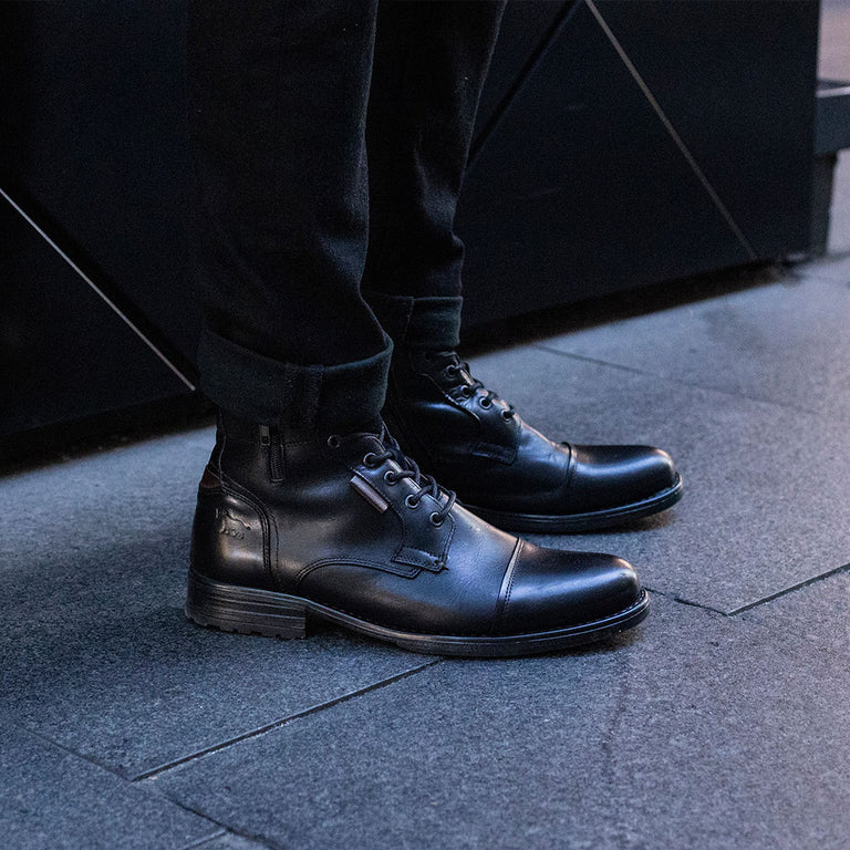 Wild Rhino:  Porter Boot - Black