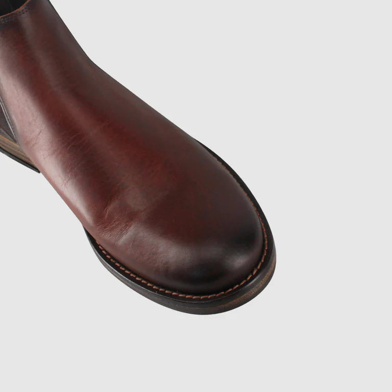 Wild Rhino Sensor Chelsea Boot - Burnished Brown