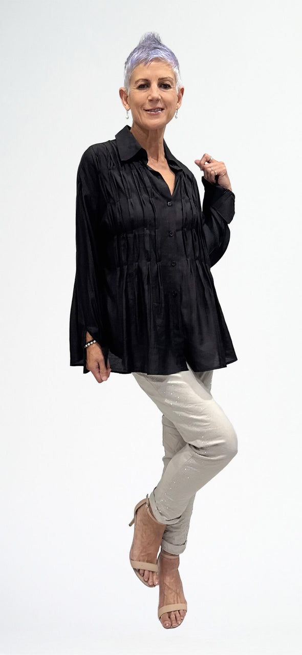 LaStrada: Tencel Pleat Shirt - Black