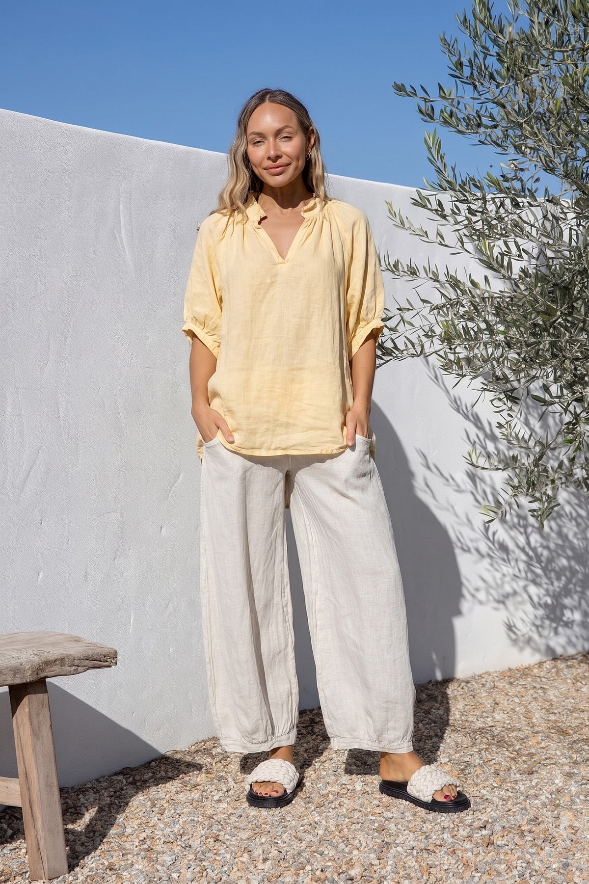 Vezzoso 100% Linen Top in Butter