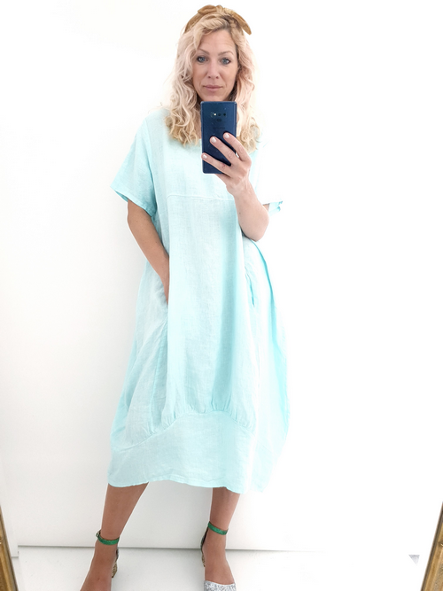 Helga May Mid Sleeve Maxi Dress: Plain - Light Mint