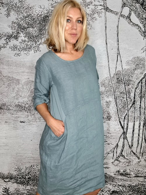 Helga May Sleeved Jungle Dress: Plain - Grey