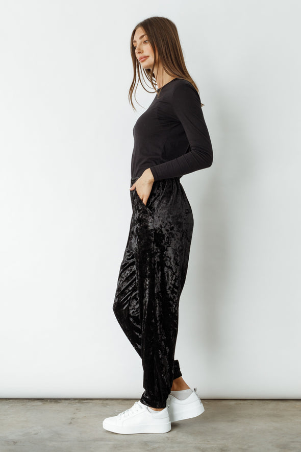 Caju Velvet Feel Pant - Black