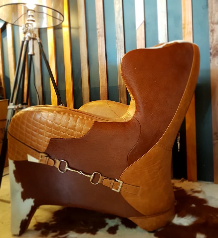 Leather & Hide Saddle Chair