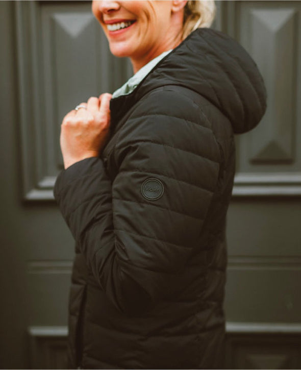 Jill Reversible Rain Jacket - Black & Sage