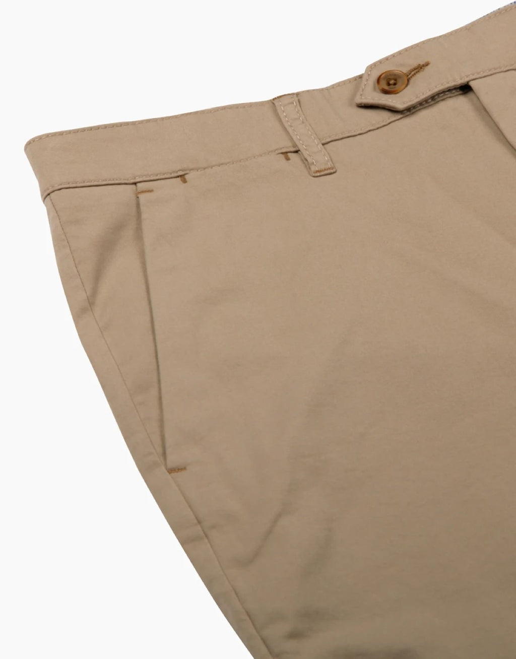 Rembrandt ‘Sumner’ Chino Shorts - Beige